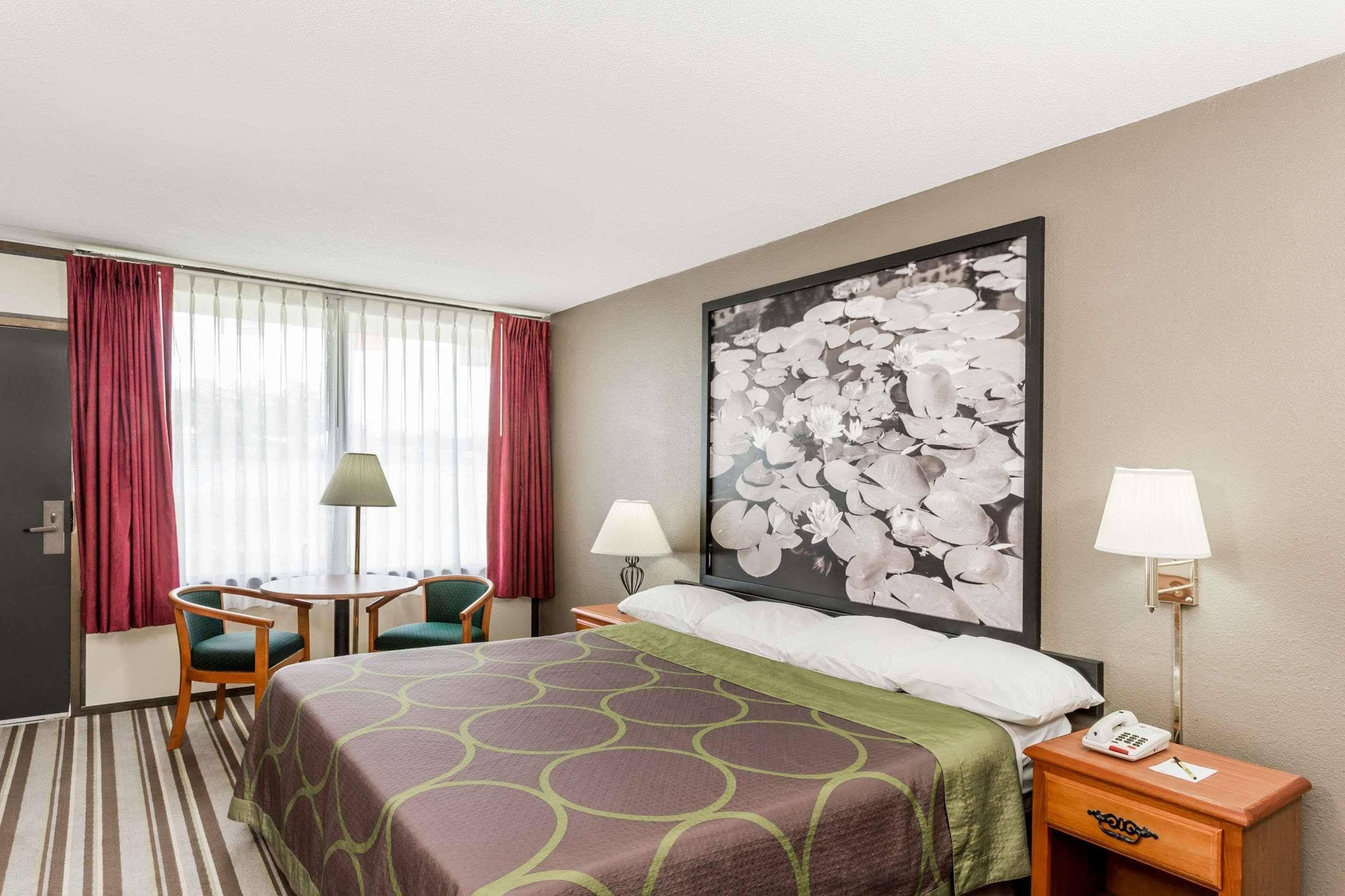 Super 8 By Wyndham Valdosta Mall Екстер'єр фото