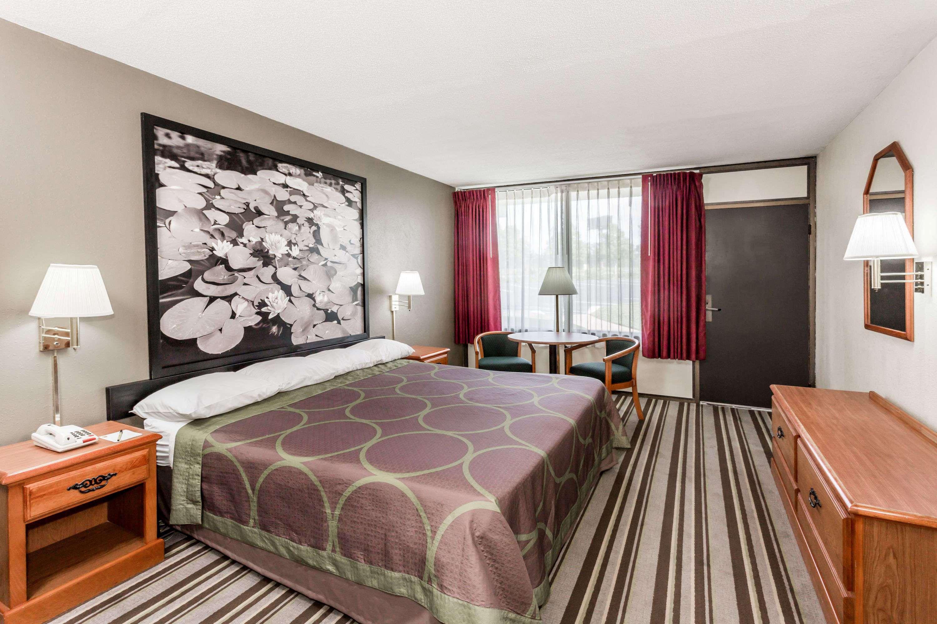 Super 8 By Wyndham Valdosta Mall Екстер'єр фото